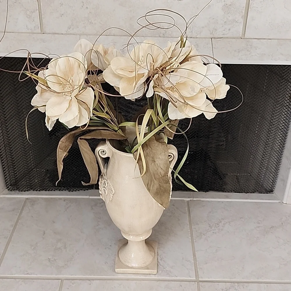🤎 PIER 1 VASE & FLORALS 🤎